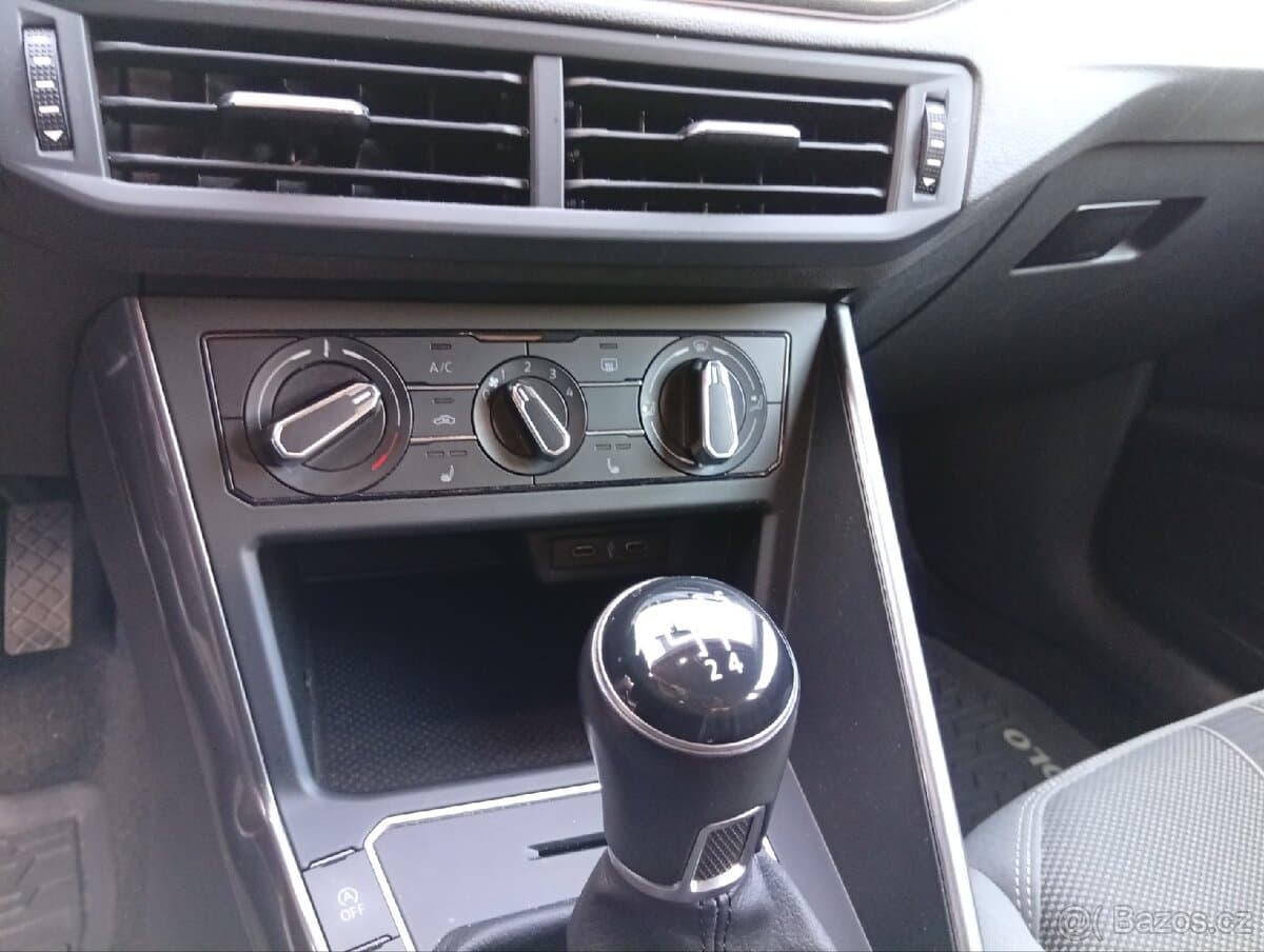 2021 Volkswagen POLO - 8