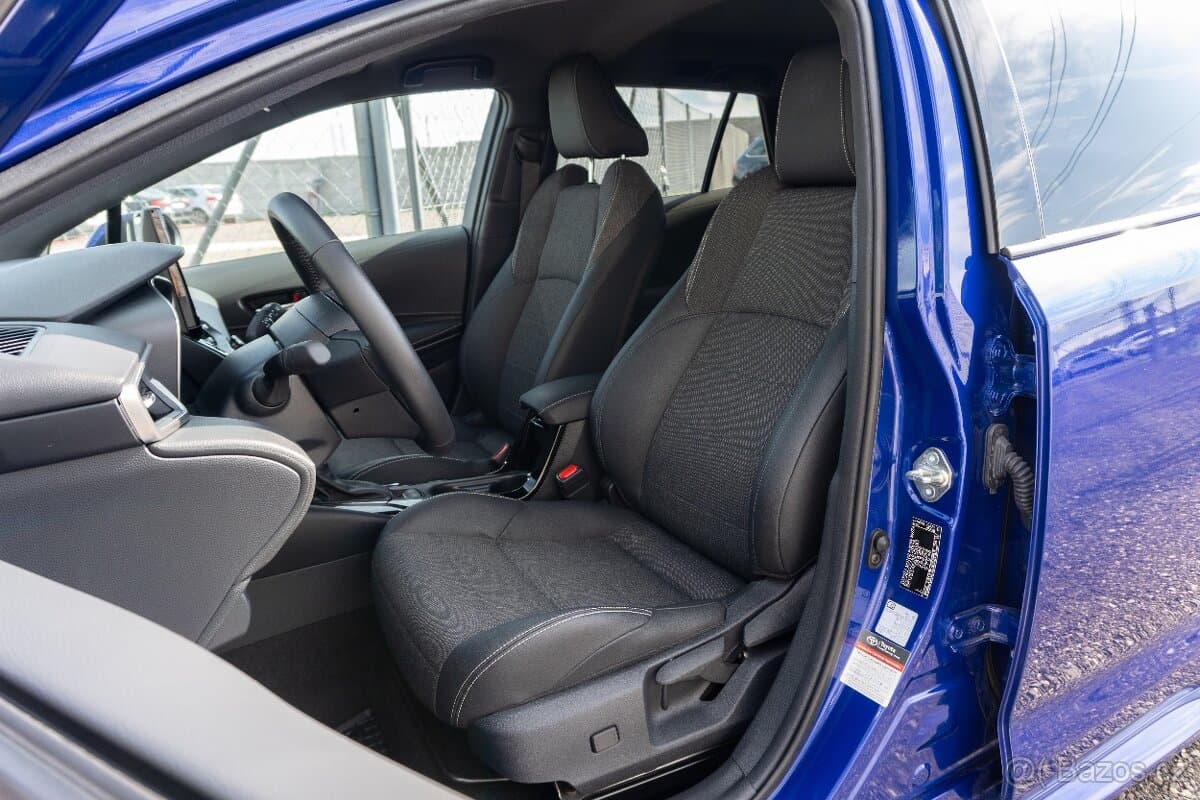 2024 Toyota COROLLA - 8