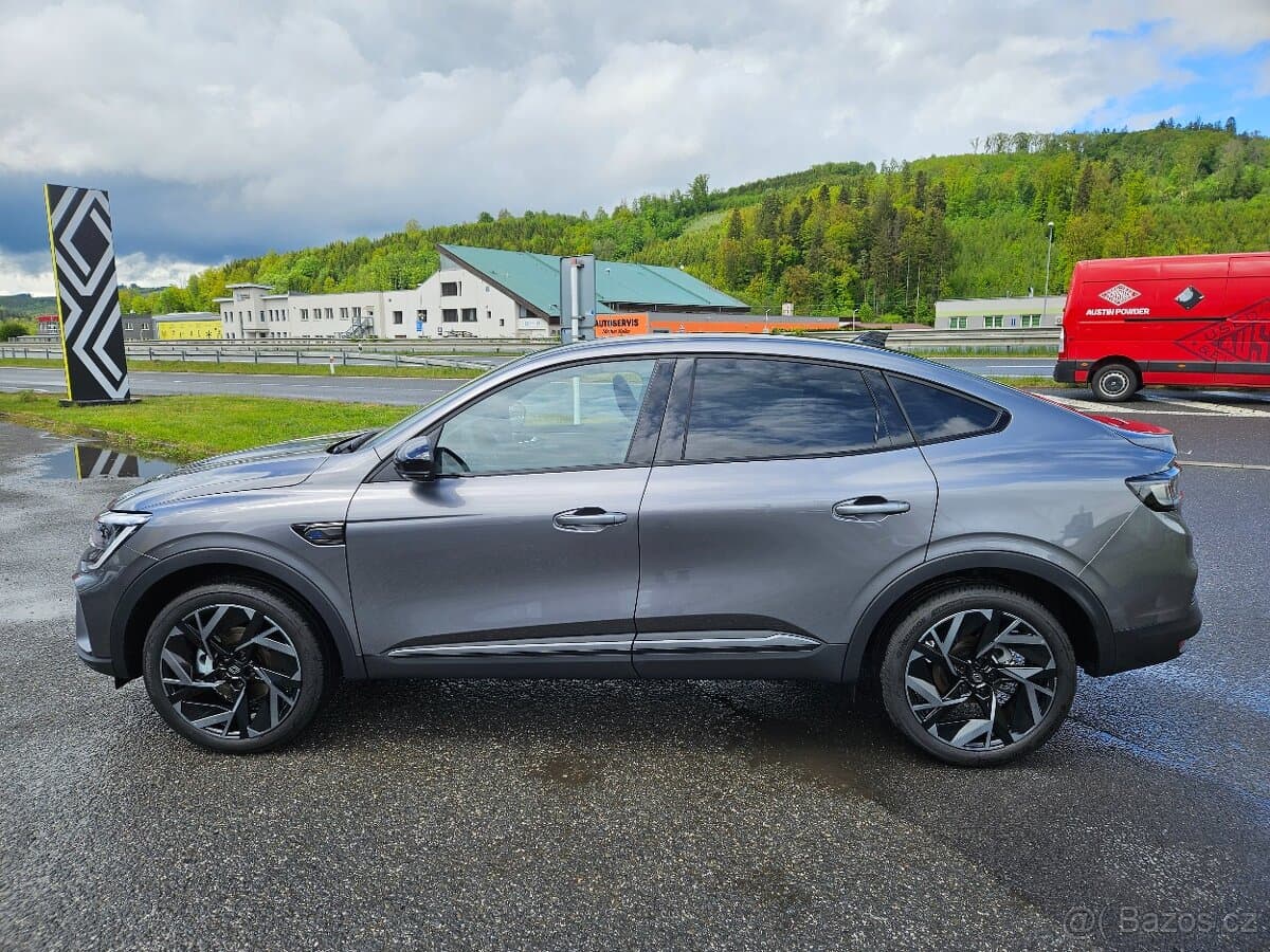 2026 Renault ARKANA - 8