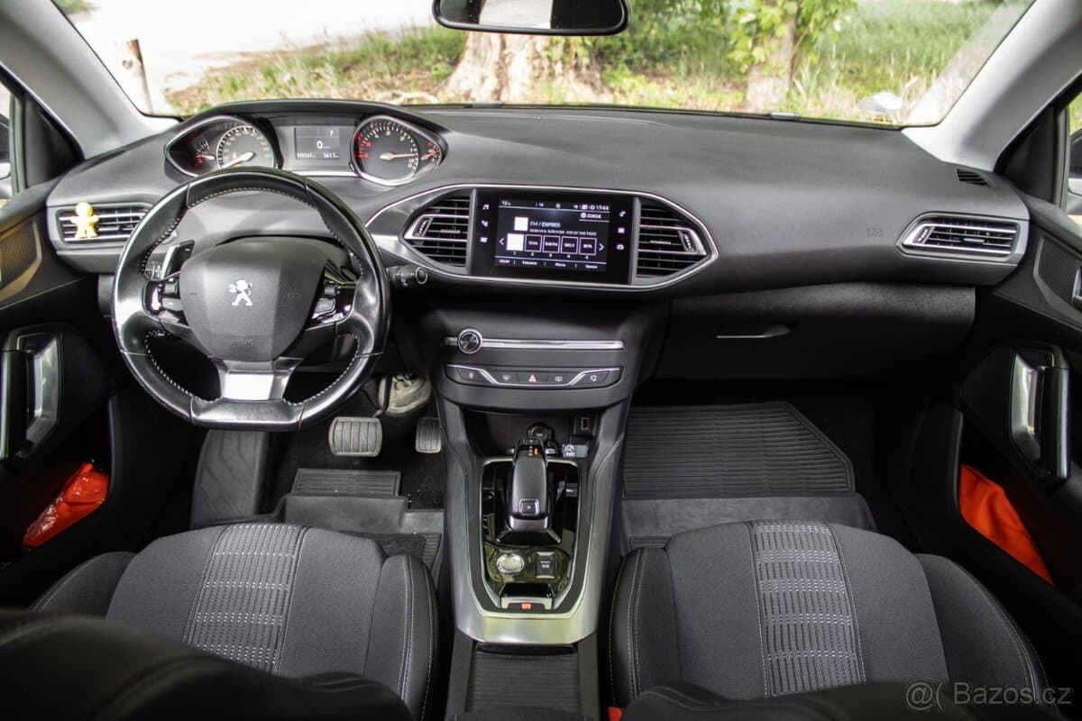 2019 Peugeot 308 - 8