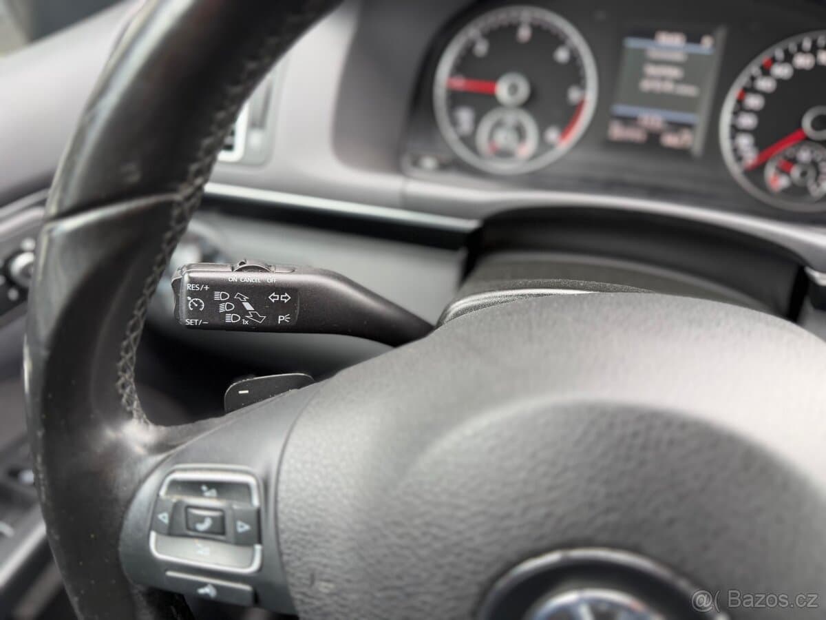 2011 Volkswagen TOURAN - 8