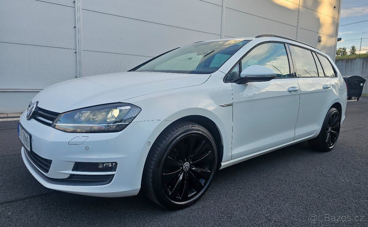2015 Volkswagen GOLF - 8