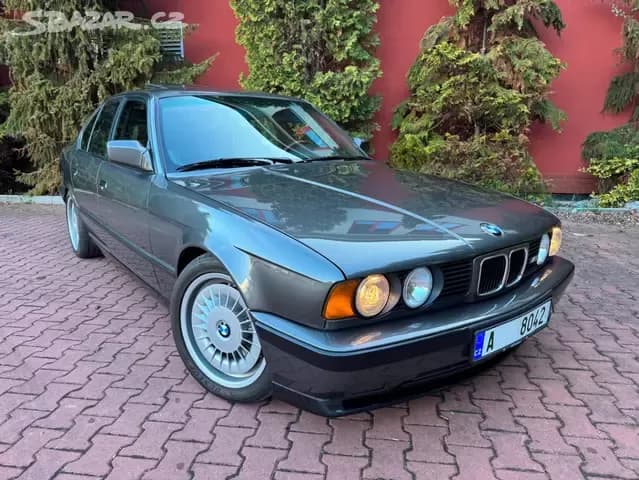 1989 BMW M5 - 8