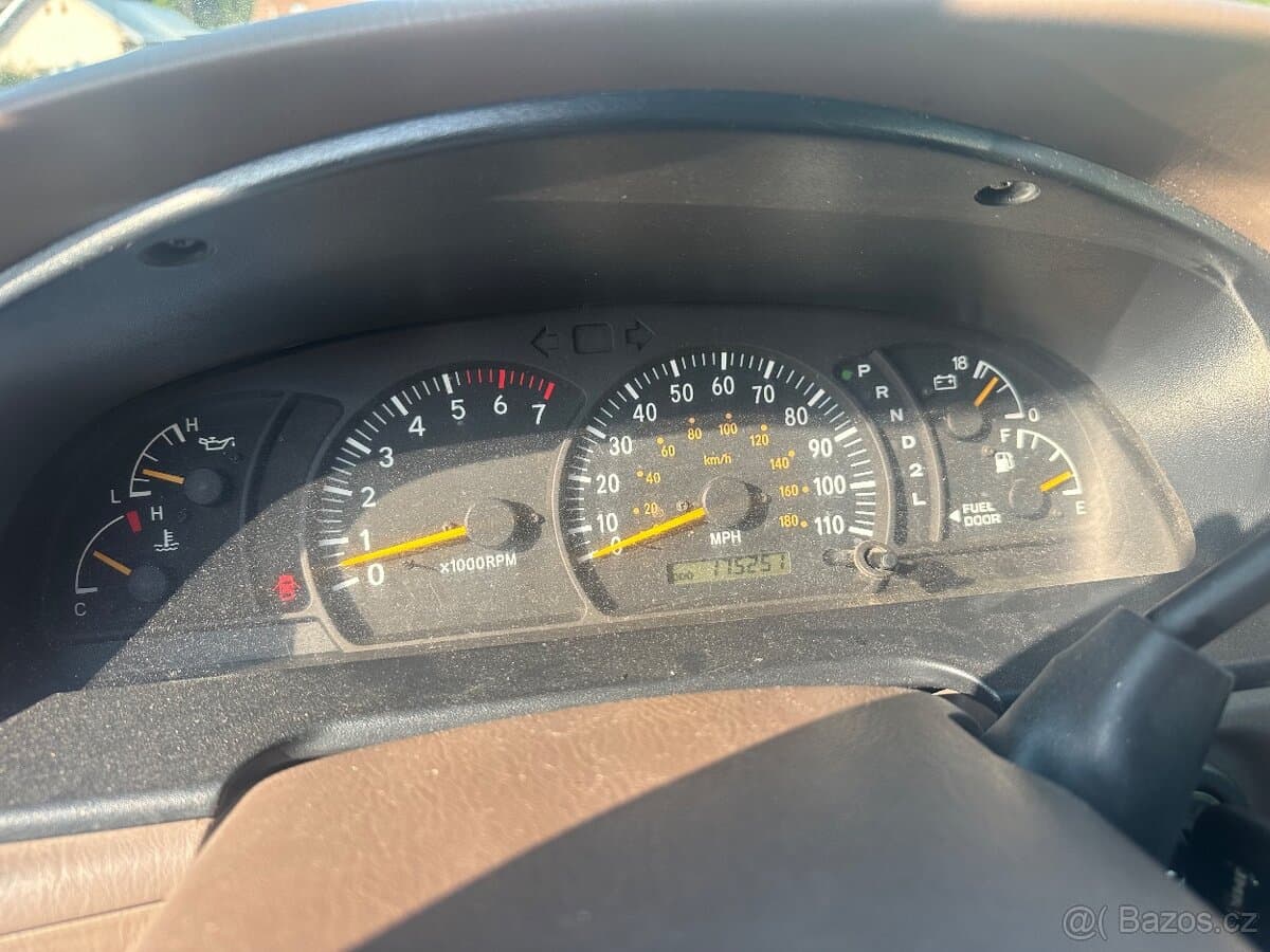 2002 Toyota TUNDRA - 8