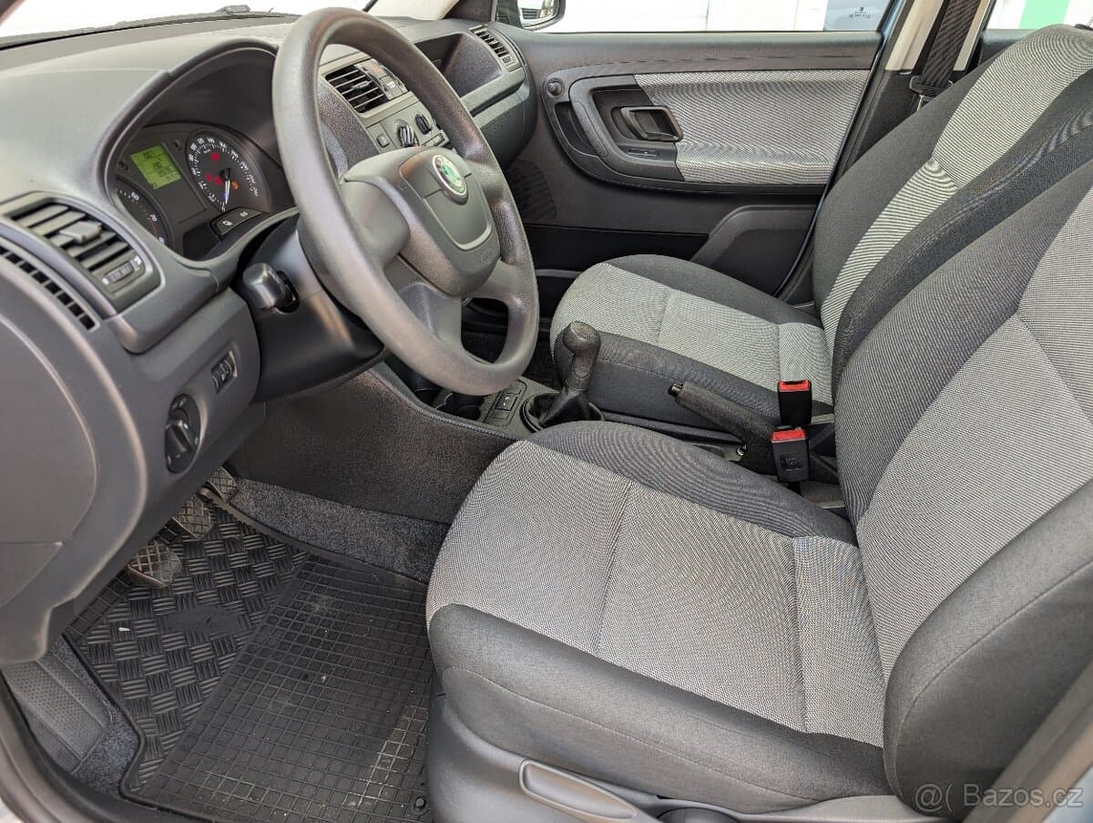 2010 Škoda FABIA - 8