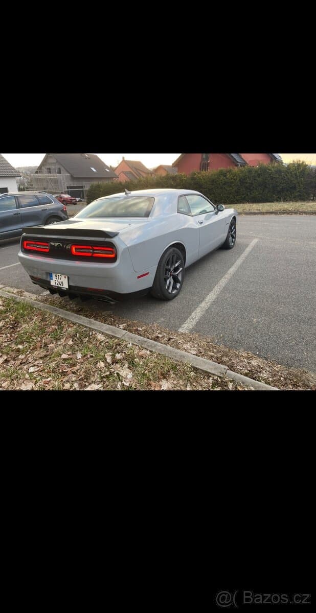 2022 Dodge CHALLENGER - 8