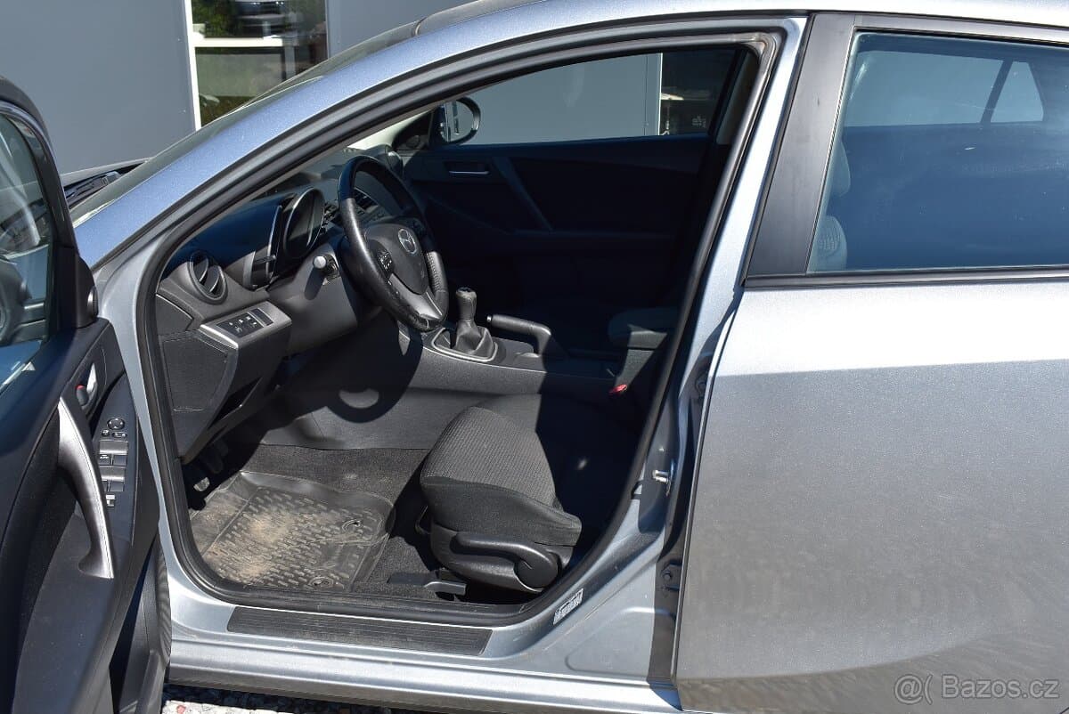 2012 Mazda 3 - 8