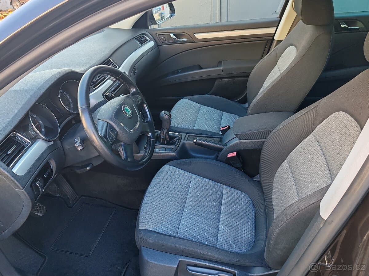 2013 Škoda SUPERB - 8