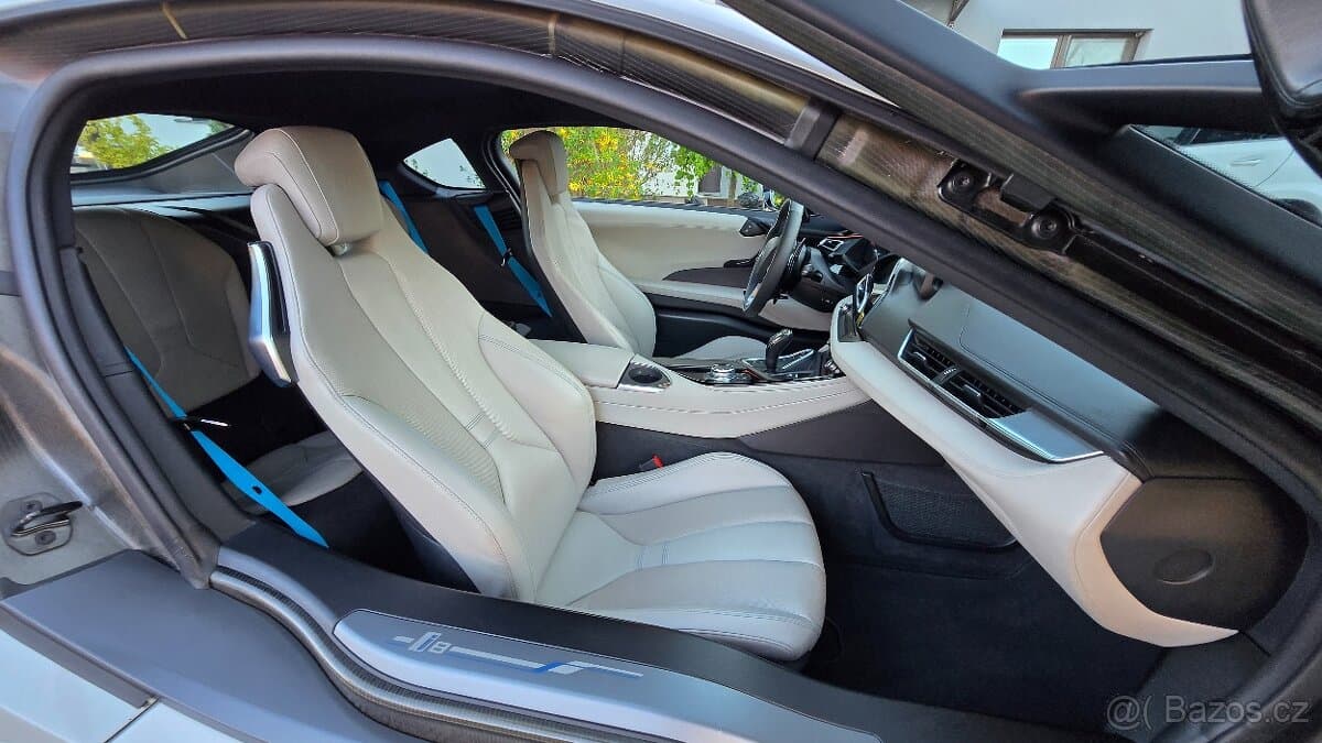 BMW i8 - 8