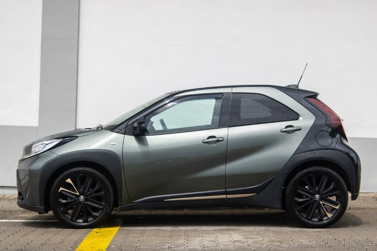 2023 Toyota AYGO - 8
