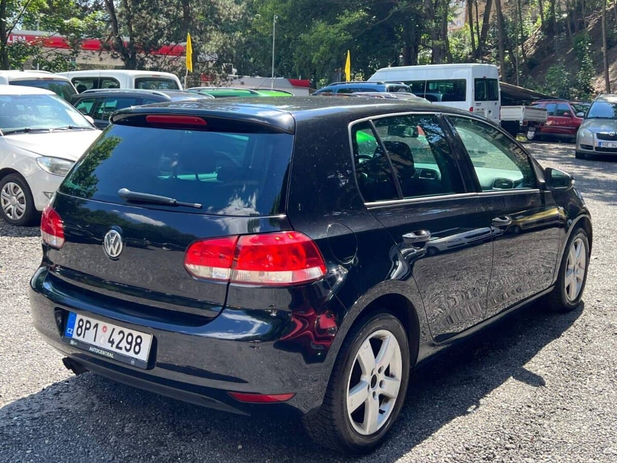 2012 Volkswagen GOLF - 8