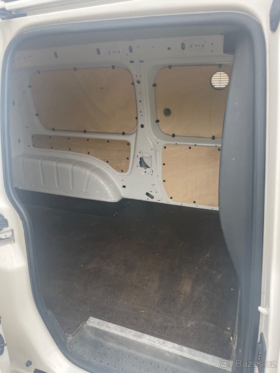 2018 Volkswagen CADDY - 8
