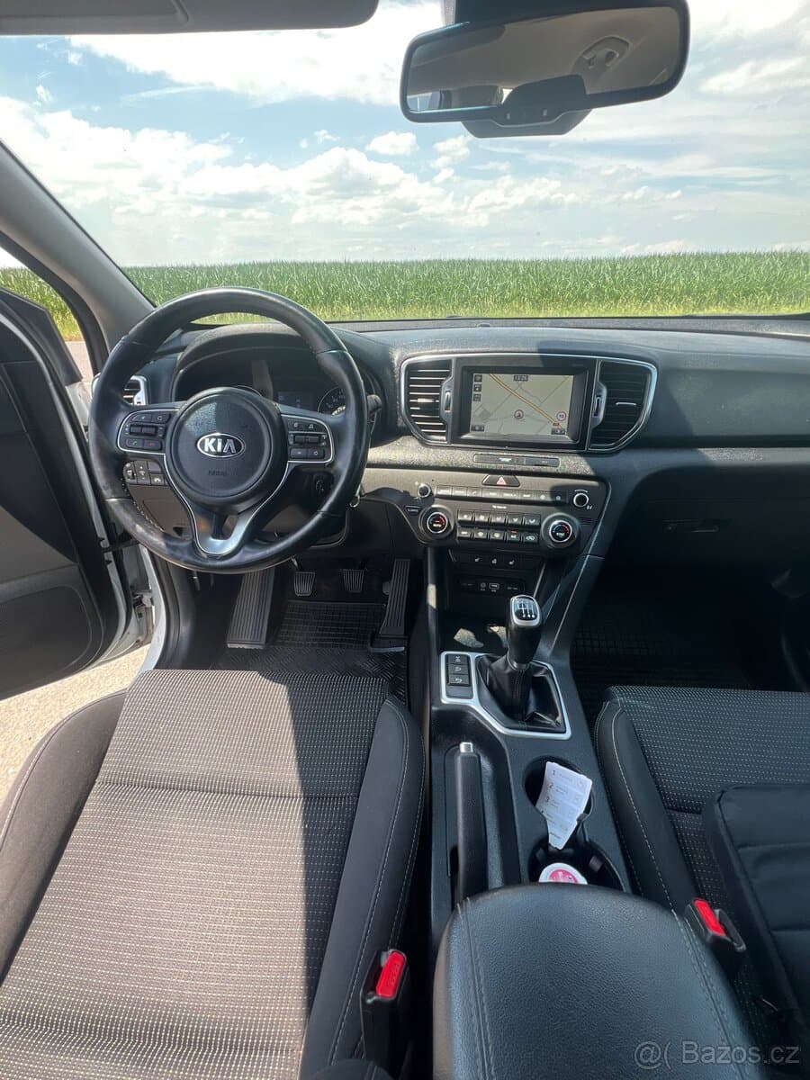2016 Kia SPORTAGE - 8