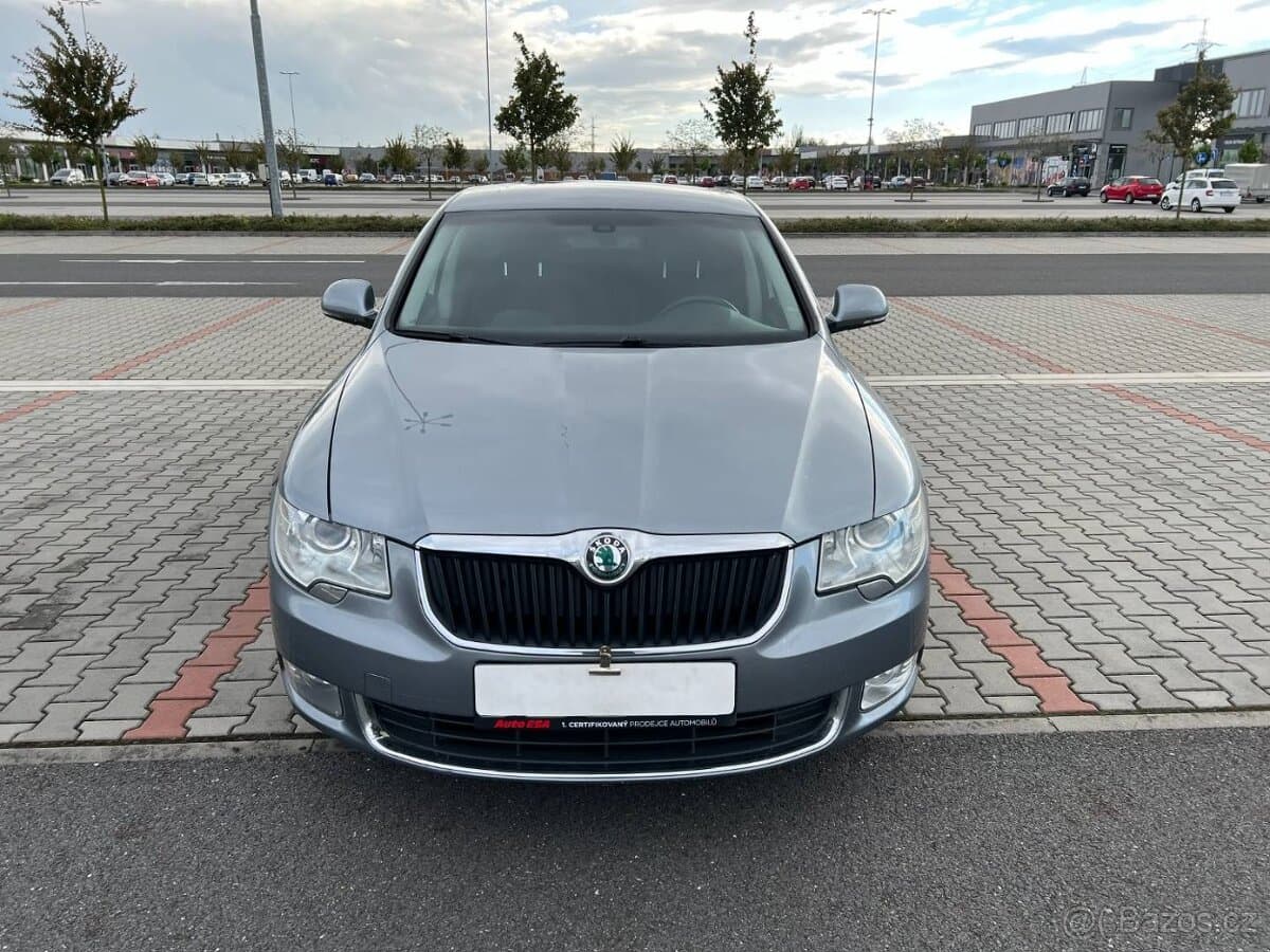 2009 Škoda SUPERB - 8