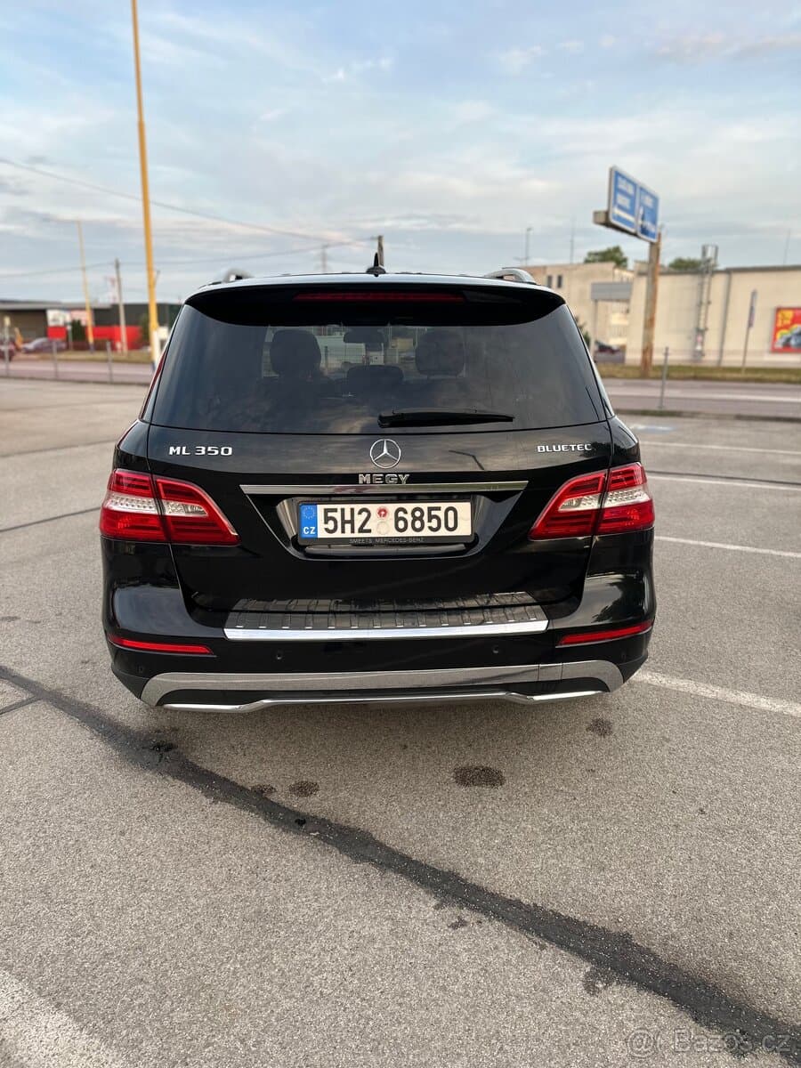 2011 Mercedes-Benz M-CLASS - 8