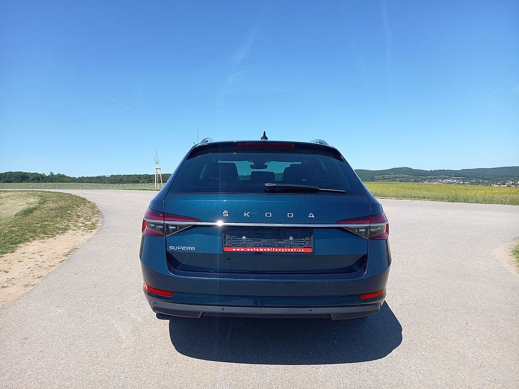 2023 Škoda SUPERB - 8