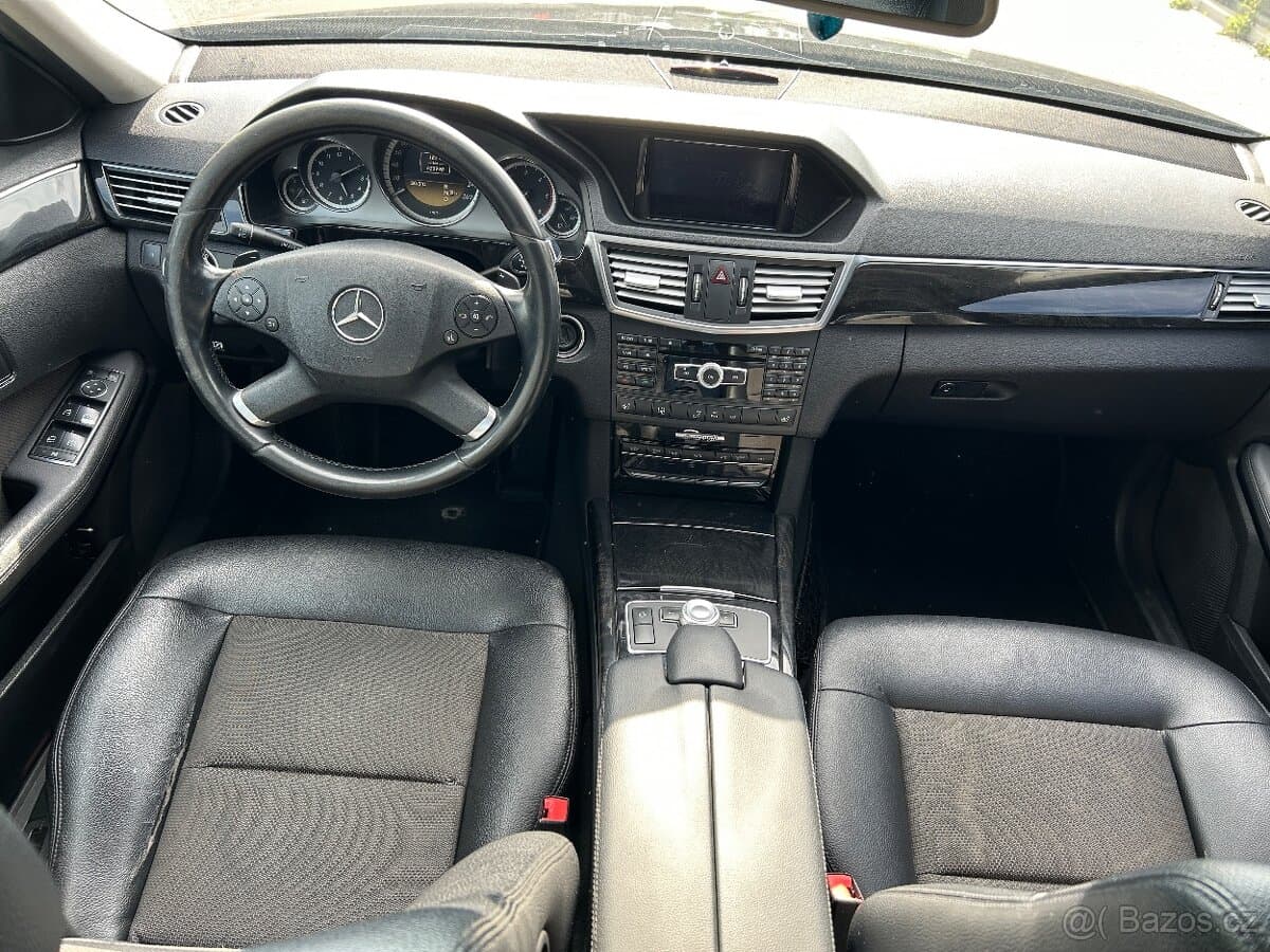2011 Mercedes-Benz OSTATNÍ - 8