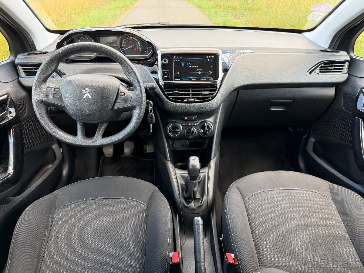 2018 Peugeot 208 - 8