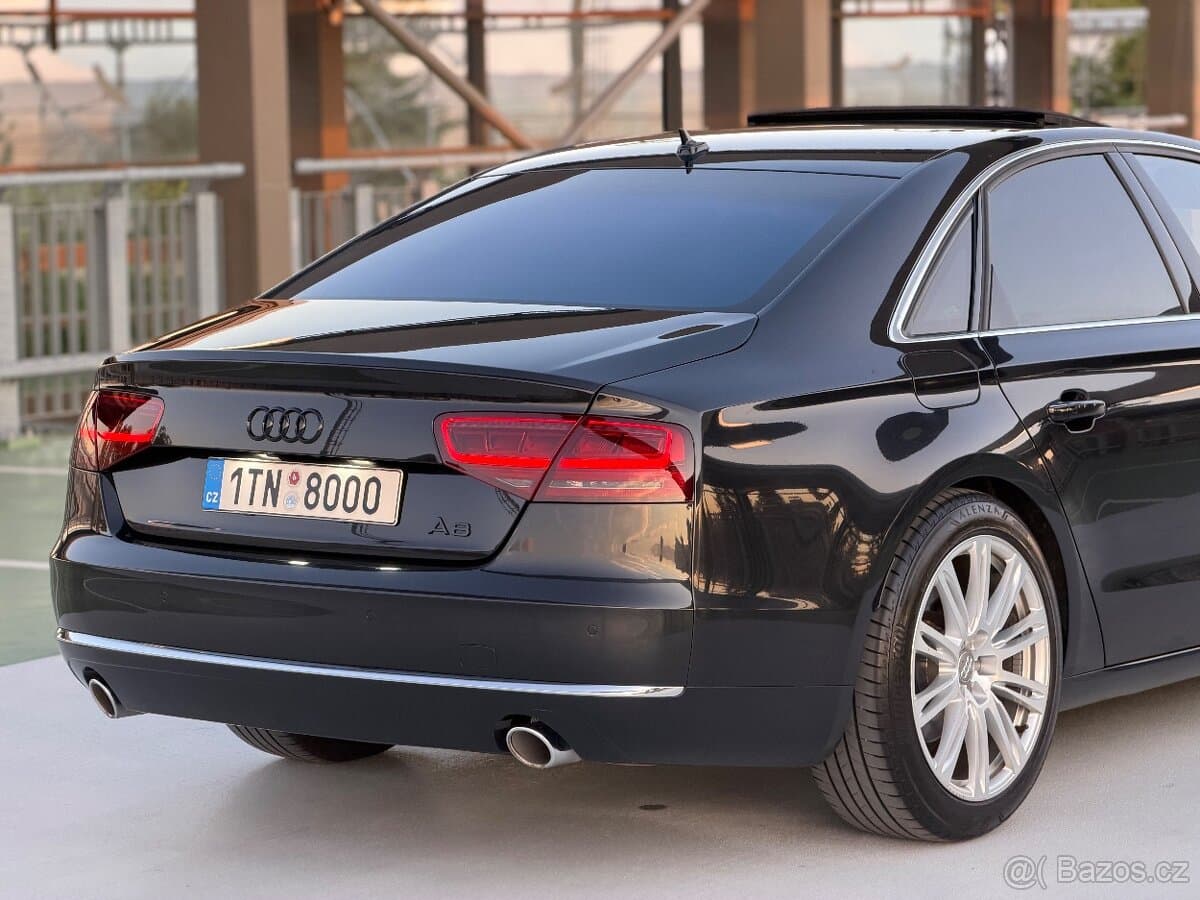 2012 Audi A8 - 8