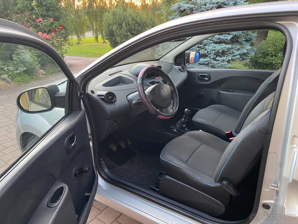 2014 Renault TWINGO - 8