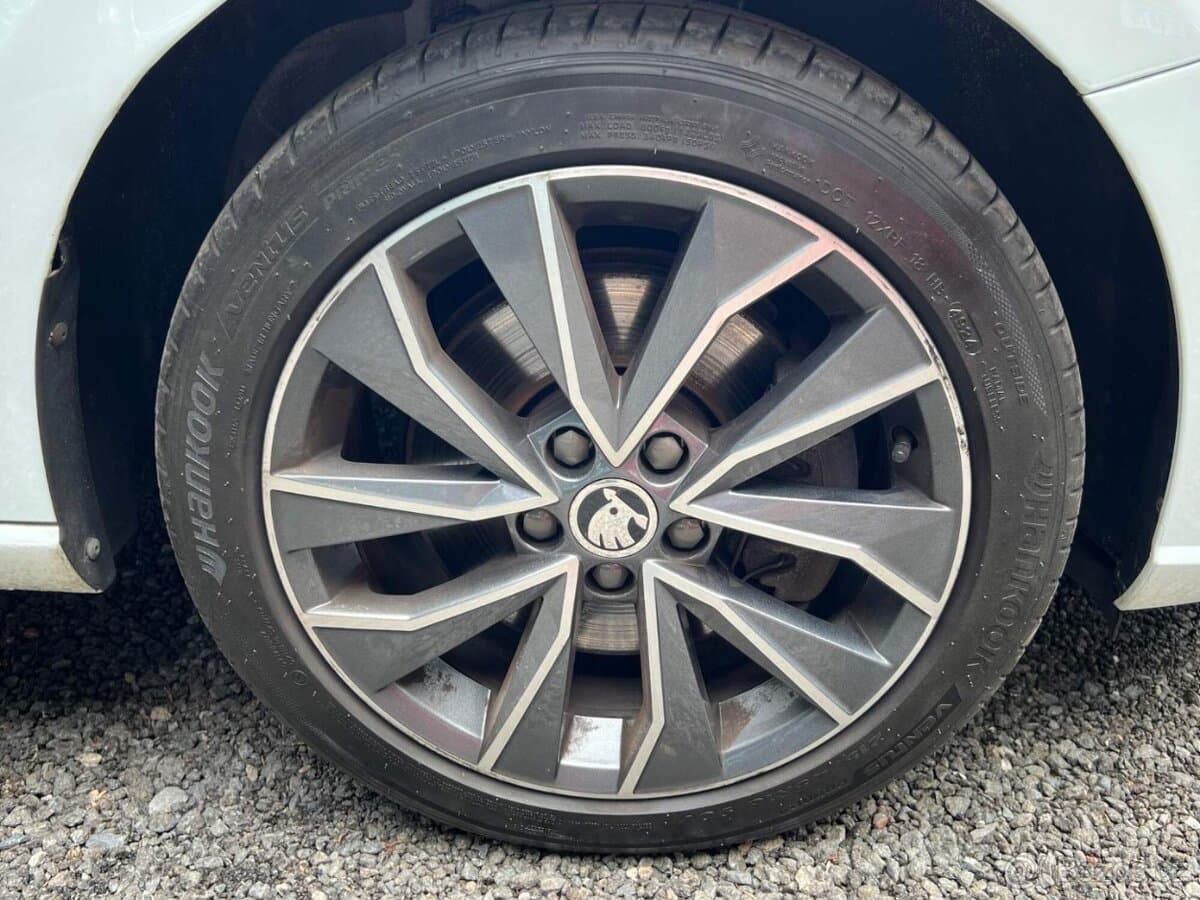 2017 Škoda FABIA - 8