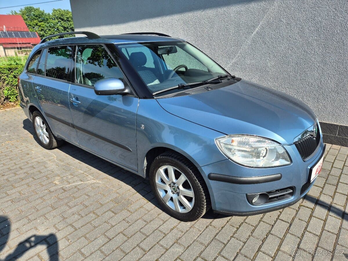 2010 Škoda FABIA - 8