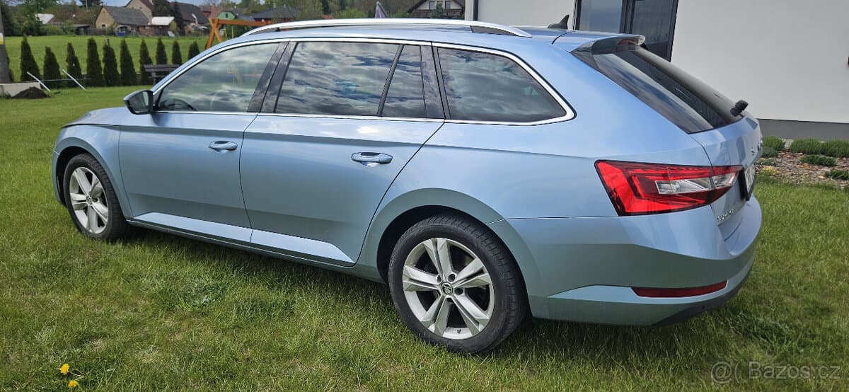 2021 Škoda SUPERB - 8
