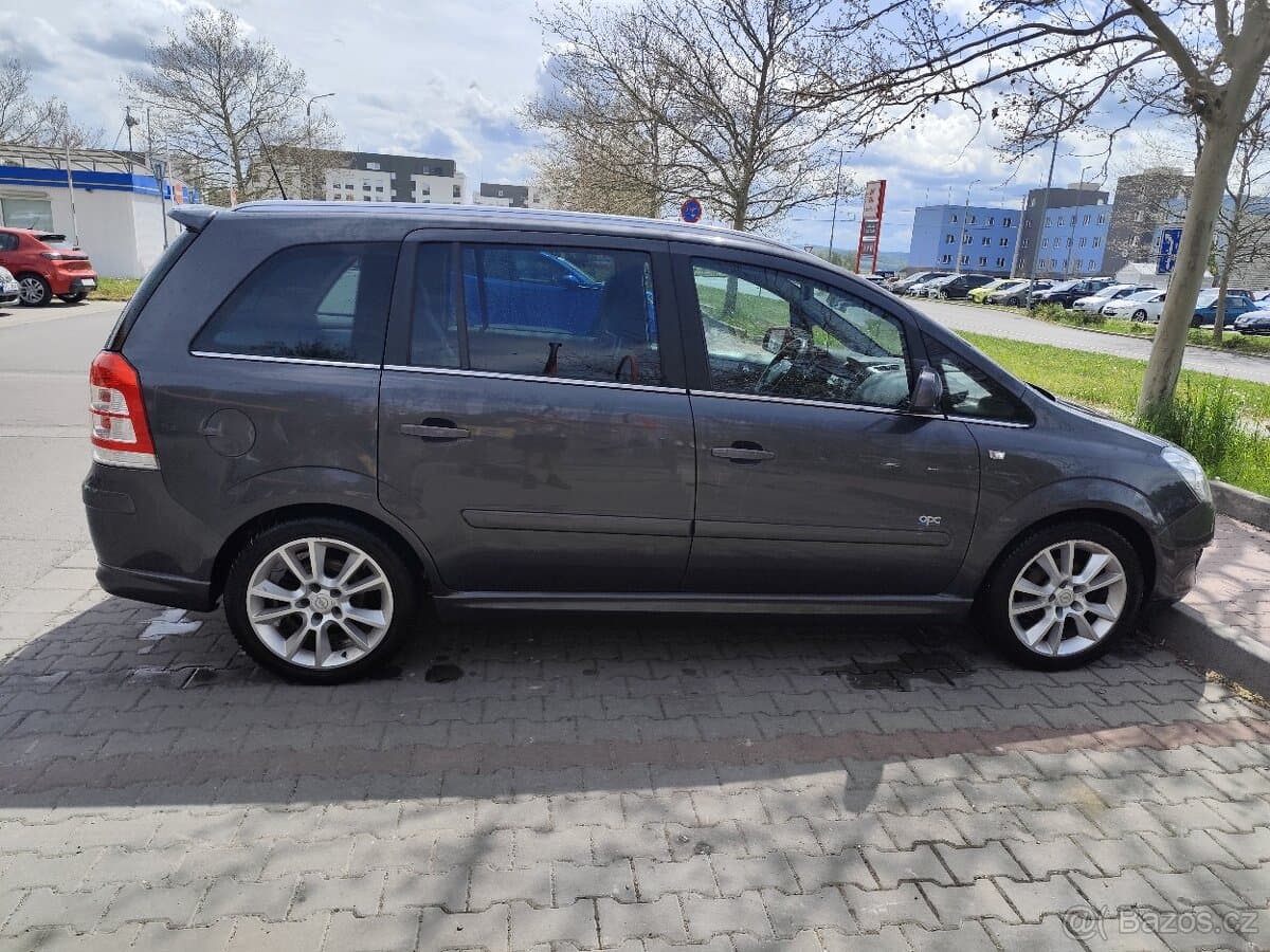 2011 Opel ZAFIRA - 8