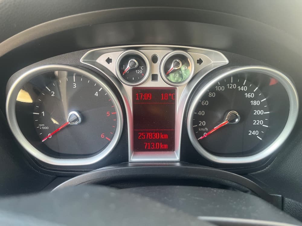 2011 Ford KUGA - 8