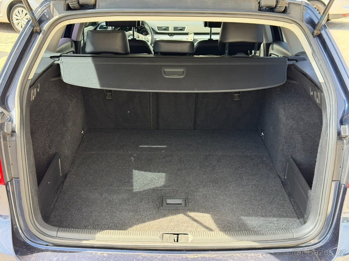 2013 Volkswagen PASSAT - 8