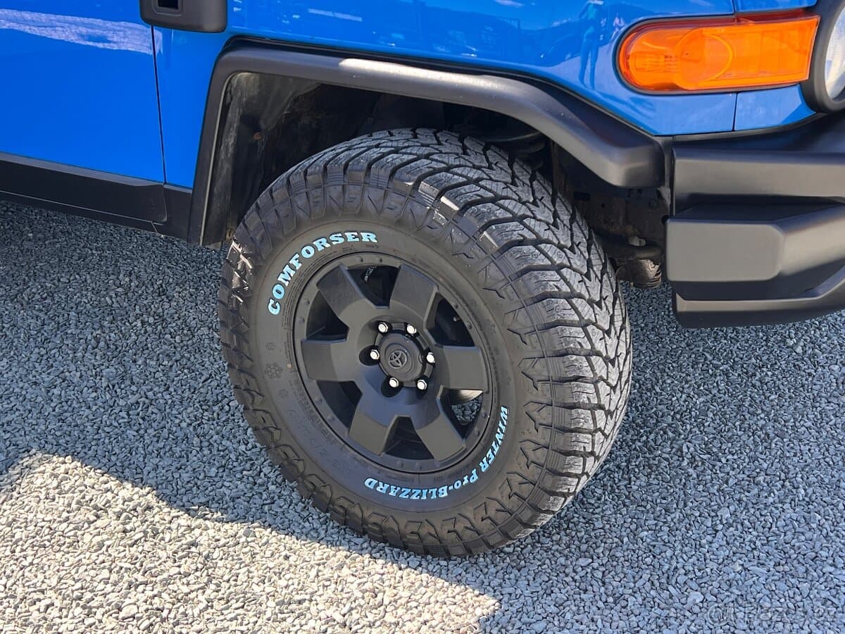 2008 Toyota FJ - 8