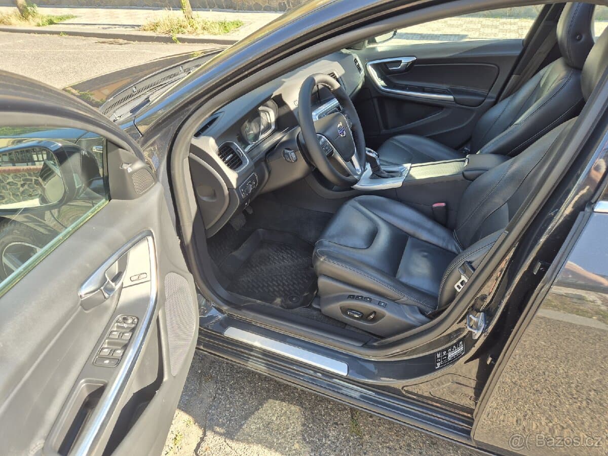 2014 Volvo V60 - 8