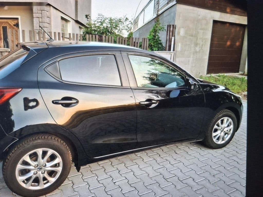 Mazda 2 - 8