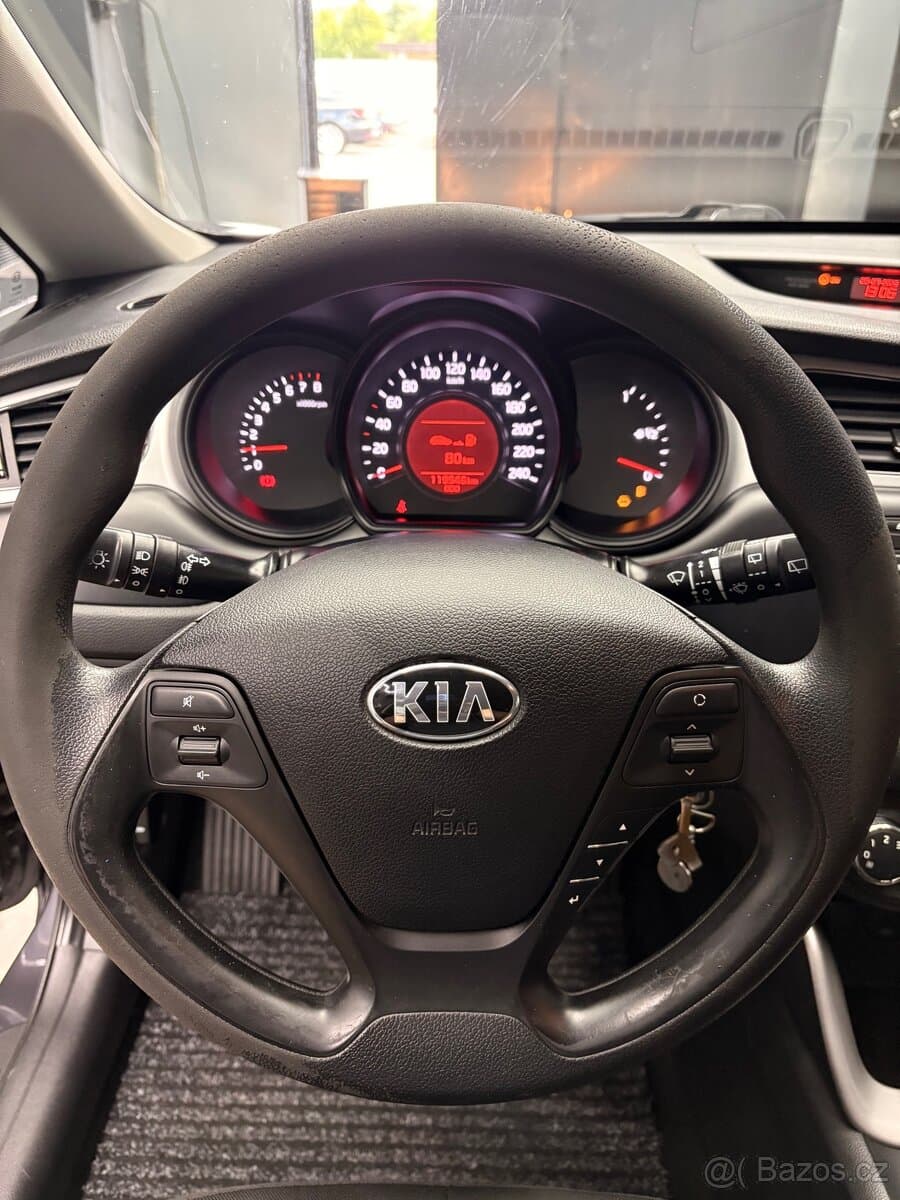 2012 Kia PROCEED - 8