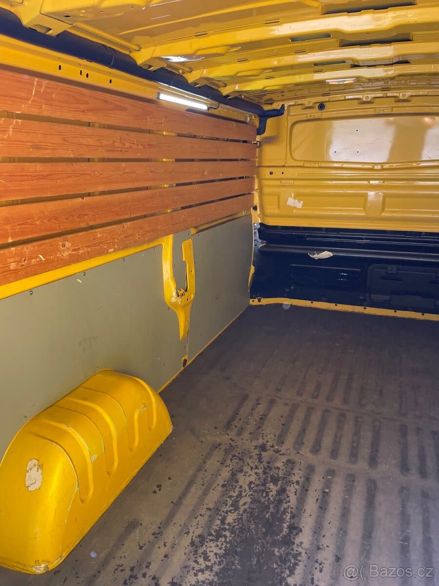 2017 Renault TRAFIC - 8