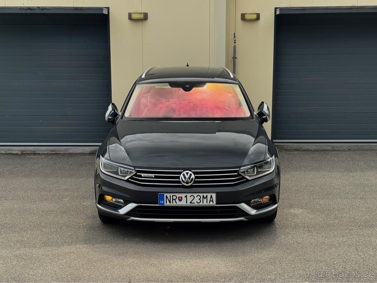 2016 Volkswagen PASSAT - 8