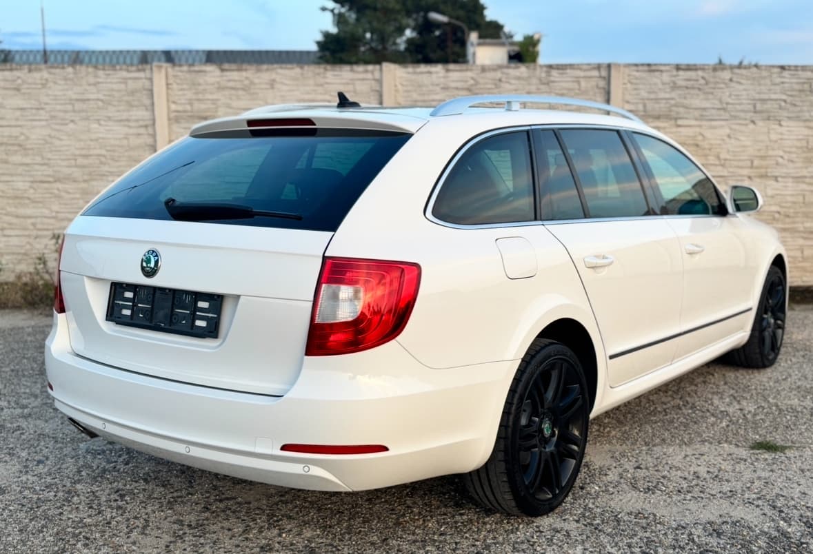 2012 Škoda SUPERB - 8