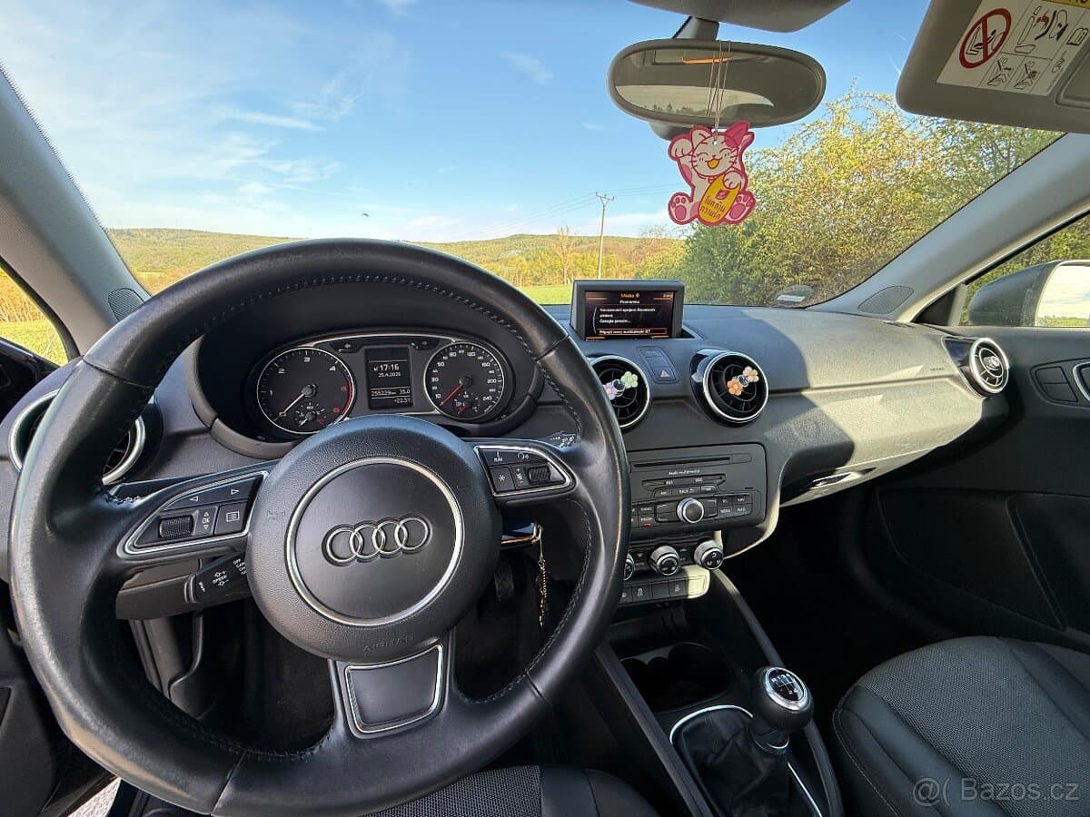 2014 Audi A1 - 8