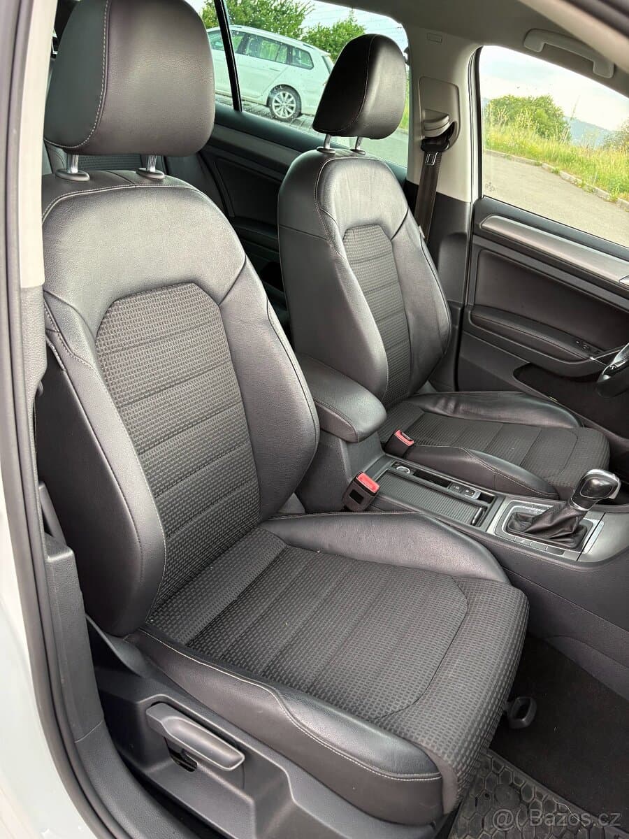 2015 Volkswagen GOLF - 8