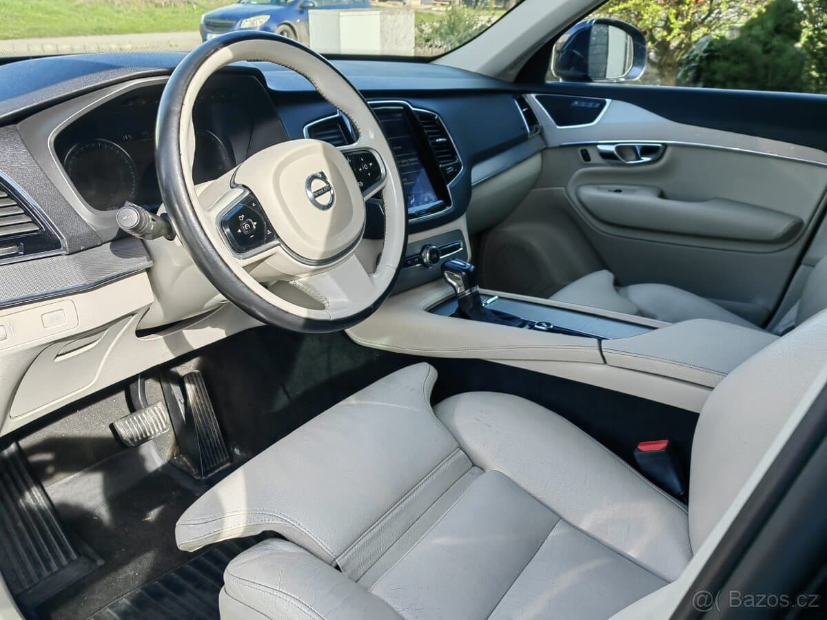 2017 Volvo XC90 - 8