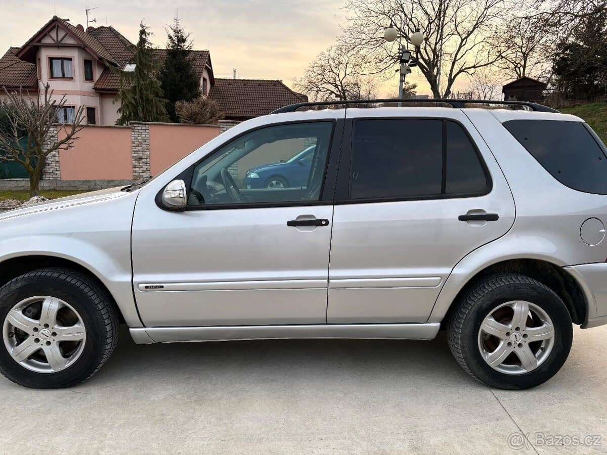 2004 Mercedes-Benz M-CLASS - 8