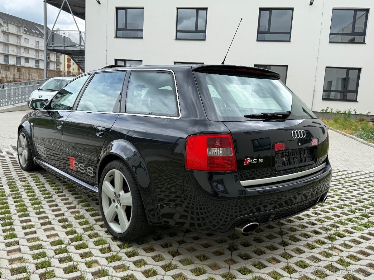 2003 Audi RS6 - 8