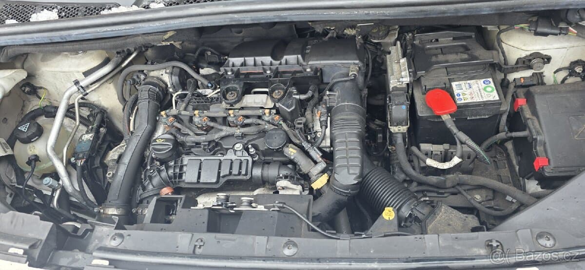 Peugeot RIFTER - 8