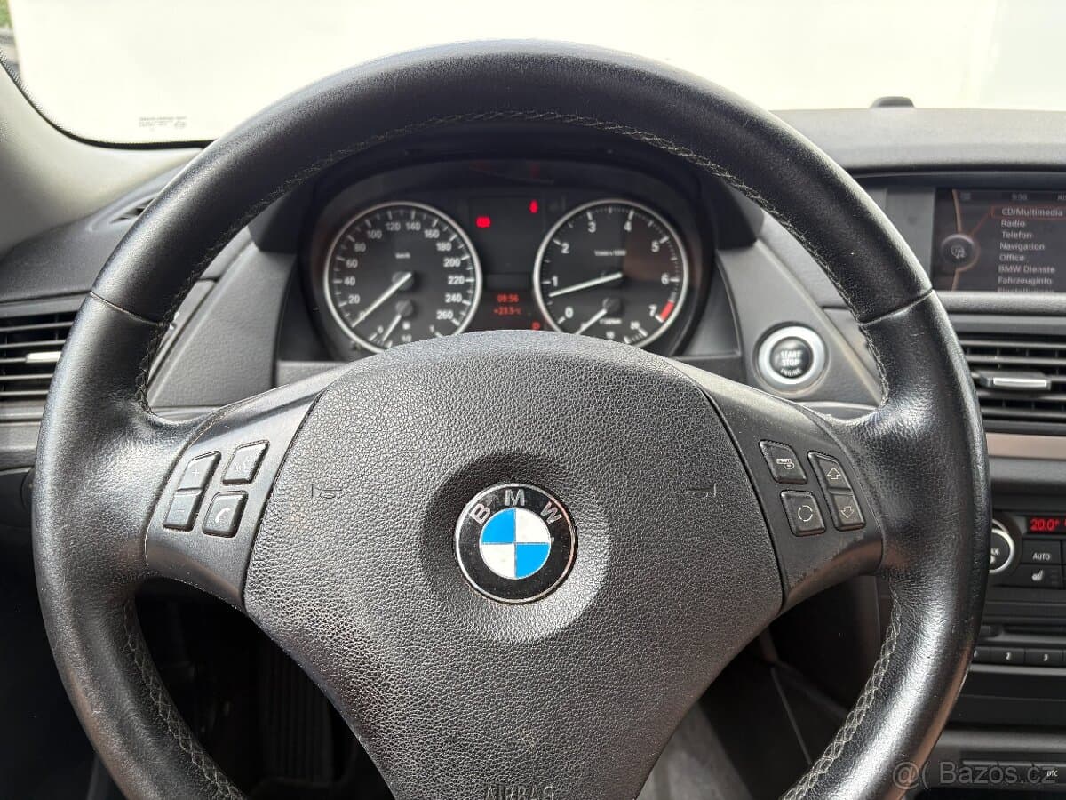 2010 BMW X1 - 8