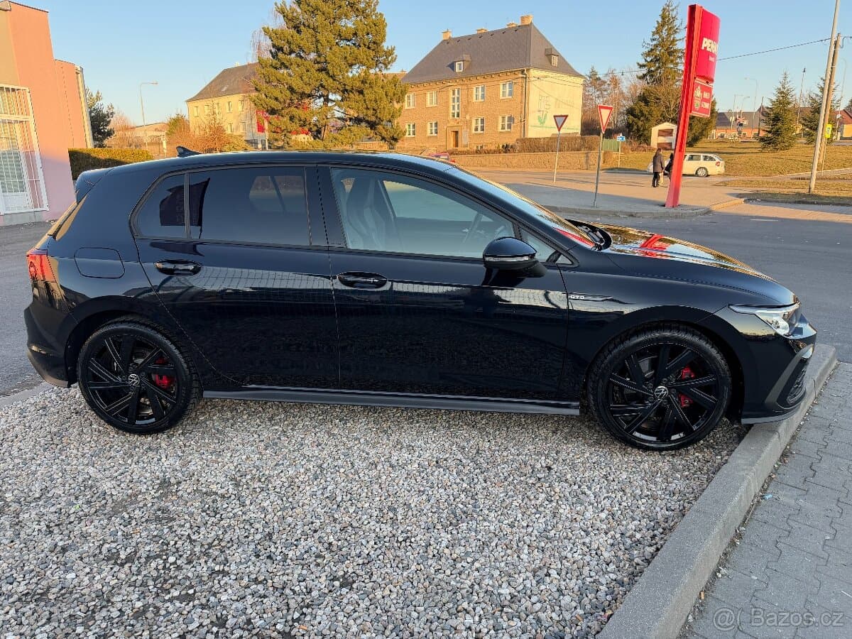 2023 Volkswagen GOLF - 8