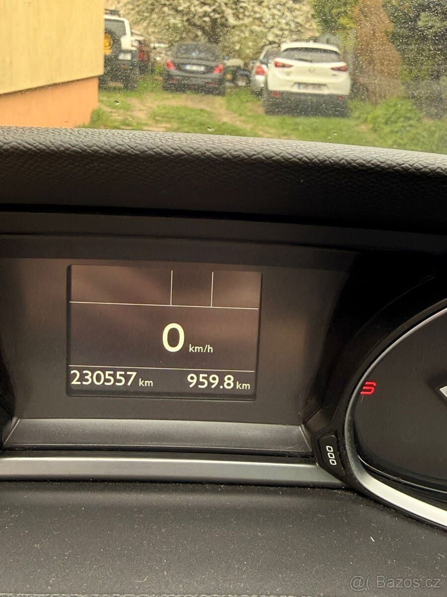2019 Peugeot 308 - 8