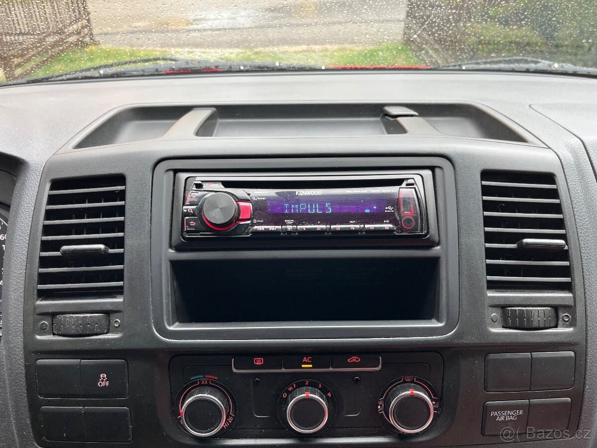 2012 Volkswagen TRANSPORTER - 8