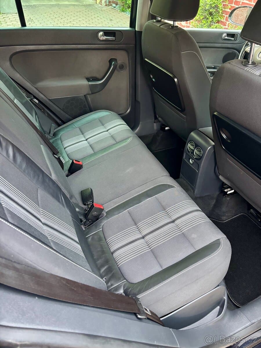 2012 Volkswagen GOLF - 8