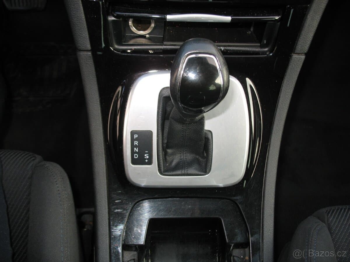 2012 Ford S-MAX - 8