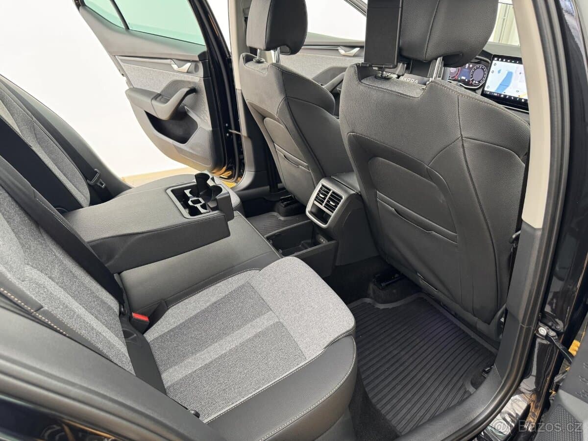 2025 Škoda OCTAVIA - 8
